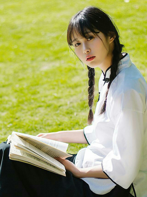 足球俱乐部青训成果展示未来可期,足球俱乐部青训营