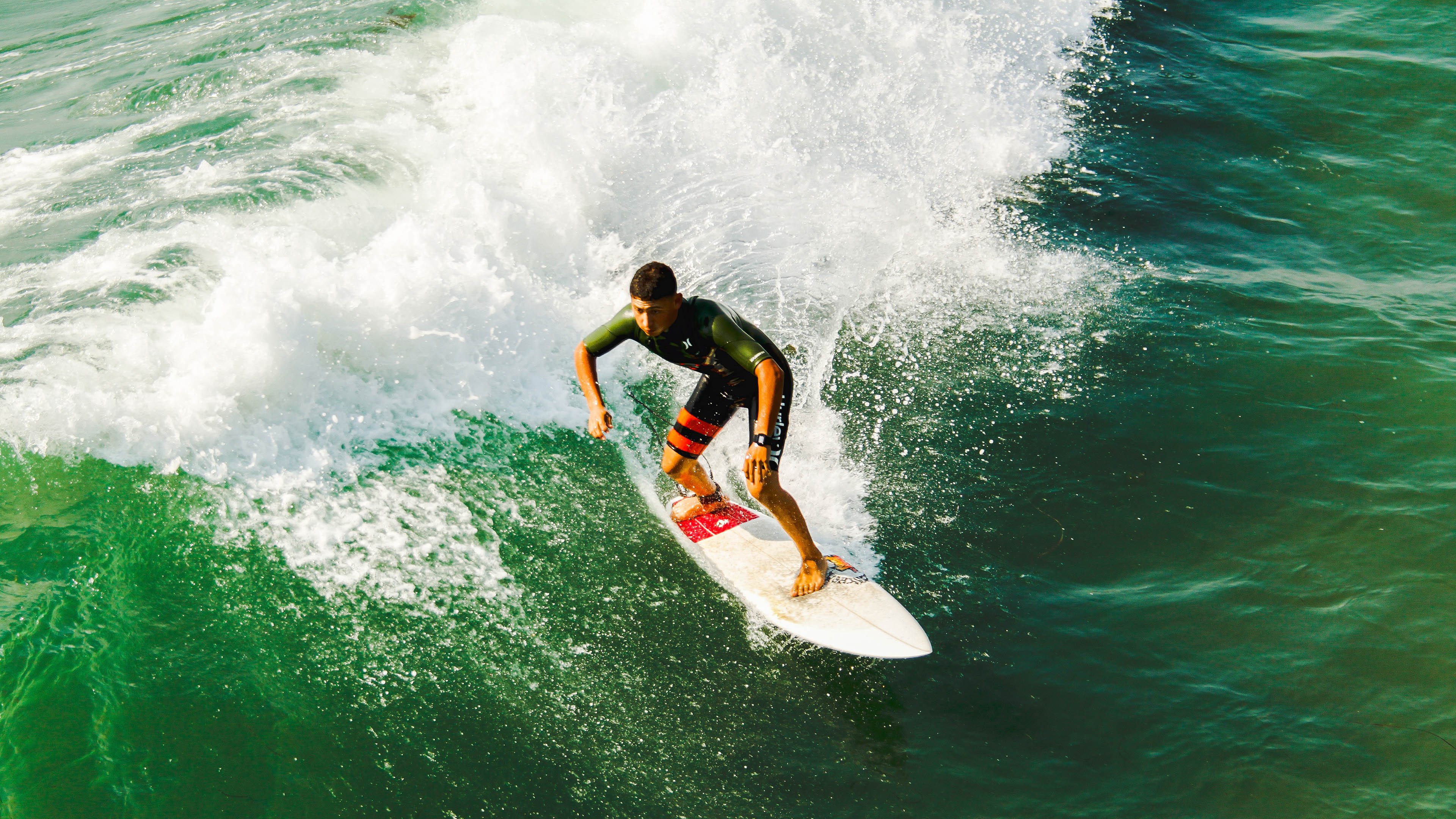 开云中国-赛季最佳阵容正式公布，球迷投票热烈，2020赛季最佳11人